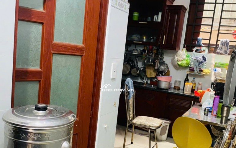 BÁN NHÀ TẠI PHƯỜNG 10, TÂN BÌNH – DT 47,6 M2 – SẴN SỔ HỒNG - CHỈ 6T450TR. LH:0793547979.