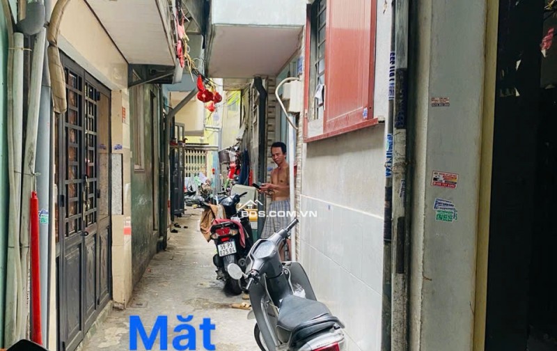 BÁN NHÀ TẠI PHƯỜNG 10, TÂN BÌNH – DT 47,6 M2 – SẴN SỔ HỒNG - CHỈ 6T450TR. LH:0793547979.