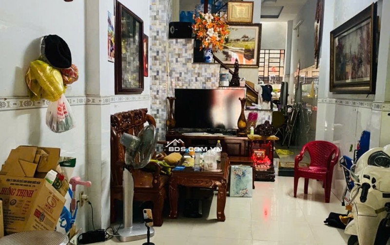 BÁN NHÀ TẠI PHƯỜNG 10, TÂN BÌNH – DT 47,6 M2 – SẴN SỔ HỒNG - CHỈ 6T450TR. LH:0793547979.