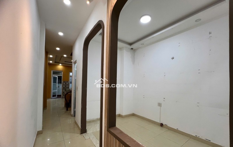 Cho thuê nhà mặt tiền Phó Đức Chính phường 9 Đà Lạt 13 triệu/tháng