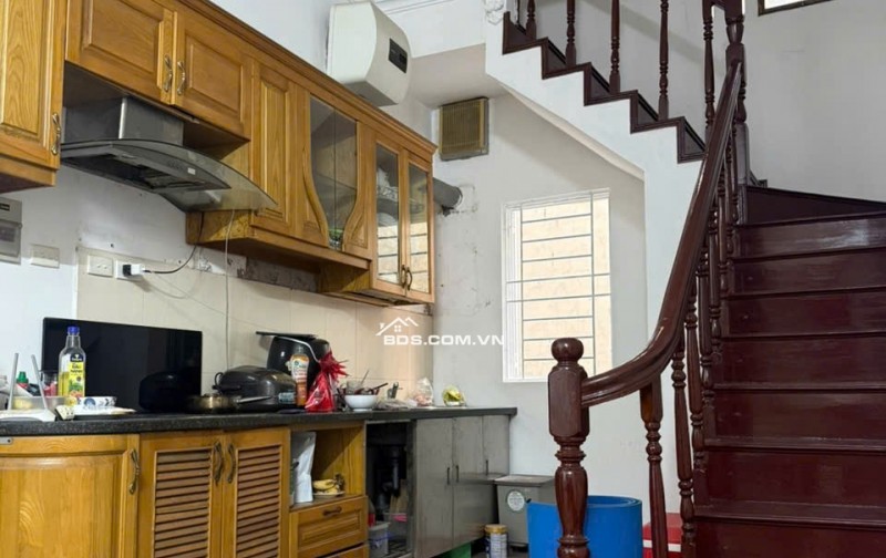 NHÀ VIP, KHU VỰC CBNV TRƯỜNG THUỶ LỢI. DT 33 M2 (4 TẦNG) SẴN SỔ CHỈ 10.8 TỶ. LH:0904683389