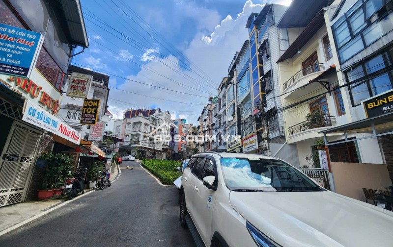 Cho thuê nhà 9 phòng 20 triệu/ tháng phường 4 Đà Lạt