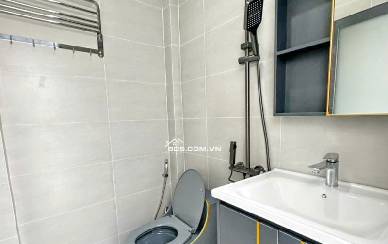 Bán nhà phố mới hoàn thiện full nội thất hẽm thoáng Huỳnh Tân Phát. Q7