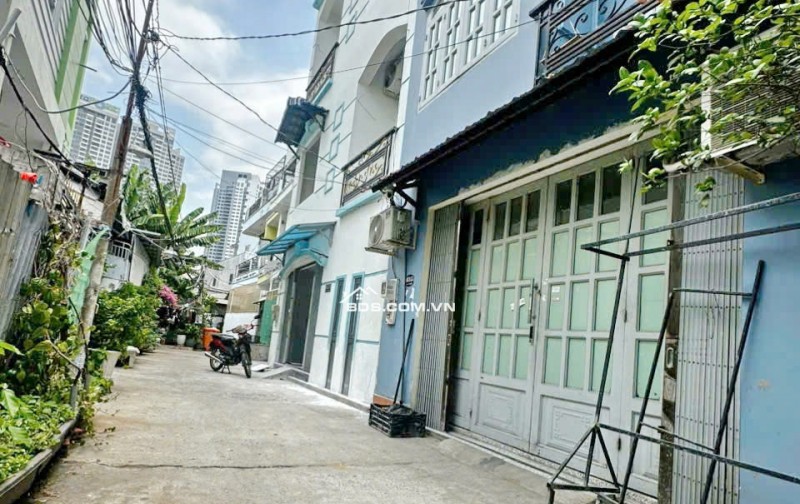 Bán nhà phố mới hoàn thiện full nội thất hẽm thoáng Huỳnh Tân Phát. Q7
