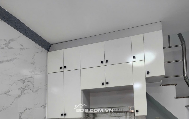BÁN NHÀ TRẦN VĂN QUANG, TÂN BÌNH - DT20M2 - SHR - 2TY890 TL. LH:0931867234.