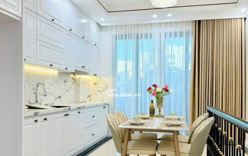 Nh.à bán phố trần nguyên hãn giao hoàng minh thảo 76m2x4t mt 4.1m giá 9.5 tỷ kinh doanh sầm uất