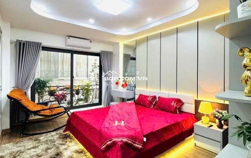 Nhà Đẹp Mặt Hồ Ba Mẫu _Ô Đồng Lầm _Đống Đa _40M 7 Tầng Thang Máy Full Nội Thất
