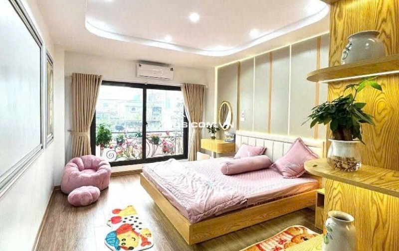 Nhà Đẹp Mặt Hồ Ba Mẫu _Ô Đồng Lầm _Đống Đa _40M 7 Tầng Thang Máy Full Nội Thất