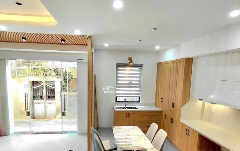 Nhà đẹp Thiên Lôi Phạm Tử Nghi 4 tầng độc lập