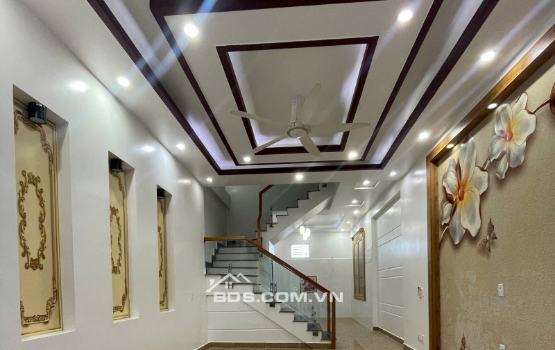 Nhà đẹp Thiên Lôi Phạm Tử Nghi 4 tầng độc lập