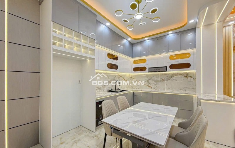 NHÀ MỜI ĐĂNG CẦP XE HƠI ĐẬU CỬA GÒ OMOI QUẬN 7  (5X12) 3 TẦNG -4 PN CHỈ 10,6 TỶ - FULL NỘI THÂT - SỔ HỒNG RÊNG HOÀN CÔNG