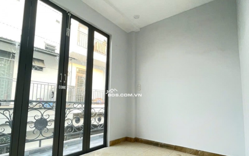 NHÀ MỚI SIÊU ĐẸP NGAY CHỢ LK 5/6, BHHB, BÌNH TÂN – 32,4M2 – 3TY380. LH:0908018219
