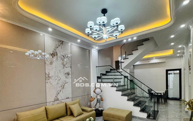 BÁN NHÀ 3 TẦNG NGÕ 2 CHỢ HÀNG CŨ - BỐT TRÒN