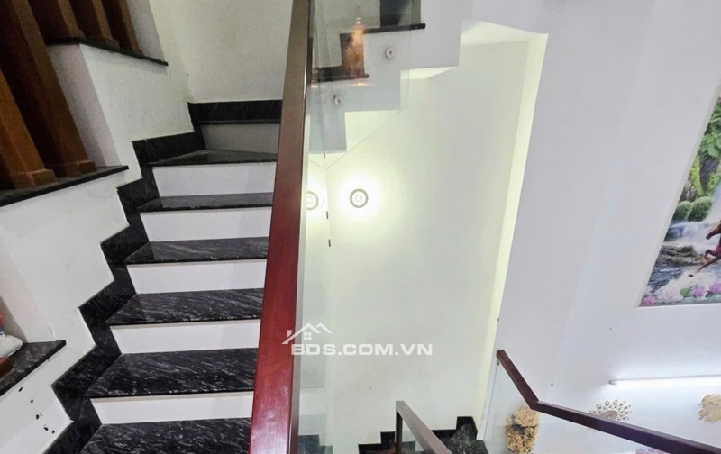 SIÊU HOT - NHÀ MỚI 3 TẦNG - 52m2 - 4×13 - GIÁP TÂN PHÚ - CHỈ 4.X TỶ