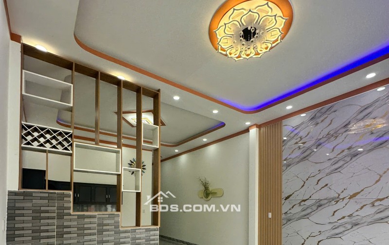 CĂN NHÀ CẤP 4 SÁT ỦY BAN CHÁNH PHÚ HÒA – 165 M2 SHR 1TY 7XX. LH:0868673151.