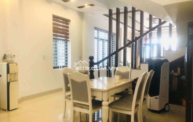 GIỮA TRUNG TÂM SƠN TRÀ – MẶT TIỀN THẾ LỮ, NHÀ 3 TẦNG CHUẨN SANG CHỈ 10 TỶ 650
