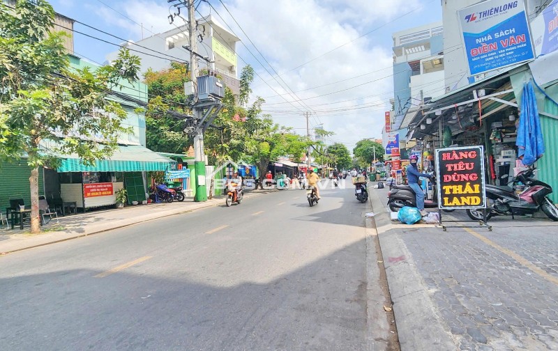 Bán gấp tài sản Ngộp thu nhập cao Mặt Tiền Đường Số Quận 7