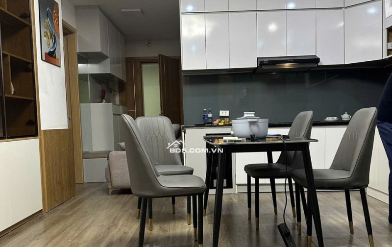 Chung cư Toà Tháp doanh nhân Thanh Bình, Mỗ Lao – Hà Đông 3 Phòng ngủ , full nội thất 5.3 tỷ.