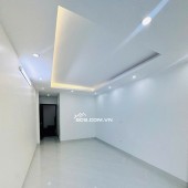 SIÊU PHẨM THỤY PHƯƠNG LÔ GÓC - VỈA HÈ - KINH DOANH - THÔNG Ô TÔ TRÁNH - GIÁ TRONG NGÕ