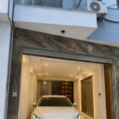  NHÀ MỚI KÍNH KOONG–THANG MÁY NGOẠI NHẬP–FULL NỘI THẤT VIP–Ô TÔ VÀO NHÀ–LONG BIÊN 