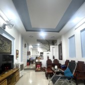 Bán nhà đường số 4, Hiệp Bình Phước, Thủ Đức, TP HCM. DT 75, 3 tầng. Giá  - 7.15  tỷ.