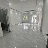 bán nhà mặt phố khu dân cư Trung Sơn, phù hợp để mở văn phòng, spa, làm căn hộ dịch vụ có tính thanh khoản cao..