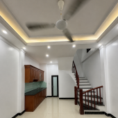  CƠ HỘI VÀNG! BÁN NHÀ 4 TẦNG Ô TÔ ĐỖ CỔNG -36 M2, 4 NGỦ-GIÁ CHỈ 5.X TỶ TẠI SÀI ĐỒNG! 