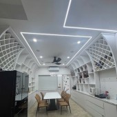 Cực hiếm, mặt tiền khu tên lửa, Bình Tân, sát bên Aeon. chi hơn 9 tỶ  Nguồn: https://nhadat247.com.vn/cuc-hiem-mat-tien-khu-ten-lua-binh-tan-sat-ben-aeon-chi-hon-9-ty