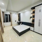 LÔ GÓC GỐC ĐỀ 30m2 – 5 TẦNG – 2 MẶT THOÁNG – 15M RA Ô TÔ – FULL NỘI THẤT – NHỈNH 8 TỶ
