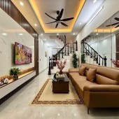  CHÍNH CHỦ GỬI BÁN NHÀ QUẬN ĐỐNG ĐA – ĐỐI DIỆN Đại học Y Hà Nội – PHỐ Tôn Thất Tùng