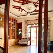 bán biệt thự sân vườn phố hoàng diệu cách đường hoàng diệu 20m