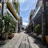 DƯƠNG QUẢNG HÀM - 6 Đ 5 - HẺM 5M XE HƠI 

 200m ra Bãi Biển Gò Vấp