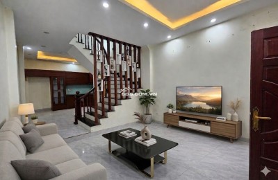  BÁN NHÀ ĐẸP TRUNG TÂM THẠCH BÀN – NGÕ NÔNG – GẦN CÔNG VIÊN – GIÁ CHỈ 6.X TỶ 