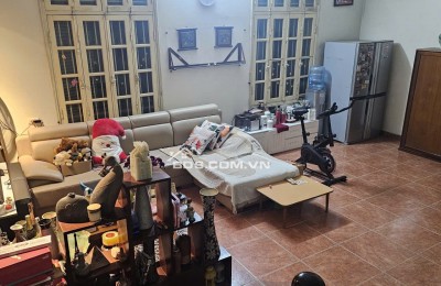 BÁN NHÀ PHỐ NGUYỄN KHÁNH TOÀN CẦU GIẤY .XÂY CHDV HOẶC Ở SƯỚNG .