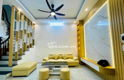 Bán Nhà Giải Phóng, Hoàng Mai 39m, 5 tầng, mt 10m, giá 6.8 tỷ