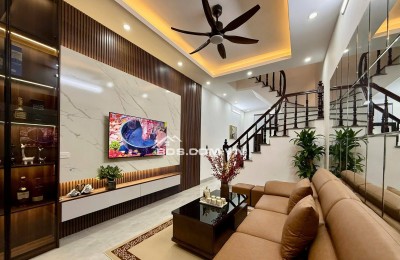 Bán Nhà Trường Chinh, Đống Đa 33m, 4 tầng, mt 3.8m, giá 9.2 tỷ