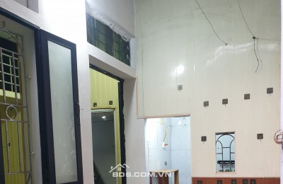 BÁN NHÀ 850 TRIỆU 1 TẦNG GÁC LỬNG 31M2 NGÕ TRẦN ĐĂNG NINH