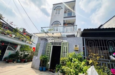 Bán nhà  đường Nguyễn Duy Trinh, Phường Long Trường, Q9, Thủ Đức. DT 64m2, 3 tầng, SH. Giá  5.65 tỷ