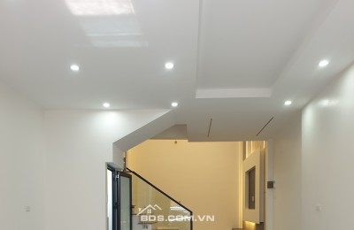BÁN NHÀ ĐẸP 4.85 TỶ 3.5 TẦNG 58M2 MẶT ĐƯỜNG ĐẶNG VIỆT CHÂU