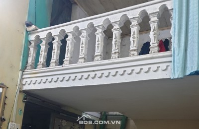 BÁN NHÀ 950 TRIỆU CẤP 4 SẠCH ĐẸP CHỈ TÍNH GIÁ ĐẤT NGÕ ĐƯỜNG THÁI BÌNH