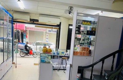 Cho thuê nhà 5 tầng, 10 phòng, vị trí đẹp mặt tiền rộng ph, 0366893772