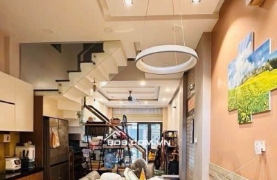 Bán nhà đường Kha Vạn Cân, Linh Trung, Thủ Đức, TP HCM. DT 56m2, 4 tầng. Giá - 8.5 tỷ