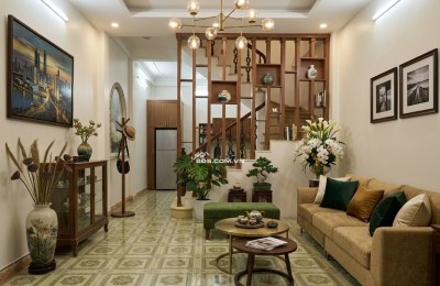  SIÊU PHẨM ! NGHĨA ĐÔ - CẦU GIẤY - HÀ NỘI - CHỈ CÁCH 2 NHÀ RA CHỢ, Ô TÔ TRÁNH, XÁCH VALI VÀO Ở NGAY  55M² x 4 NGỦ 
- MẶT TIỀN KHỦNG!