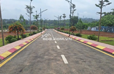 Bán mảnh đất xã phú cát, 100m2 full thổ cư, giá 1,8 tỷ