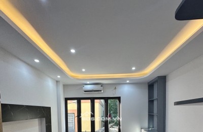 LÔ GÓC KHƯƠNG ĐÌNH - 36m2 x 6T THANG MÁY , MT 