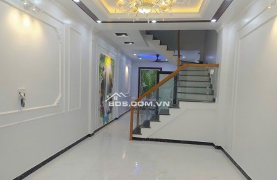 DIỆN TÍCH 50M2 - NHÀ 4 TẦNG MỚI Ô TÔ VÀO NHÀ – CỔ LINH LONG BIÊN – NHỈNH 8 TỶ