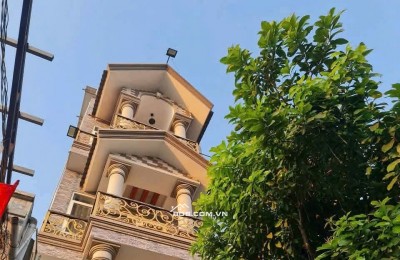 BÁN 2 CĂN NHÀ –11x30- 4 TẦNG - TẶNG LUÔN NGHỀ & MỐI LÀM ĂN – GIÁ CHỈ NHỈNH 9 TỶ    Vị trí trung tâm Tân Đông Hiệp – sát KDC Biconsi Dĩ An  Tổng DT 313m² (11 x 30m) – 2 sổ riêng – hoàn công đầy đủ  Căn 1: 1 trệt 3 lầu + sân thượng  Căn 2: 1 trệt 1 lầu  7 p