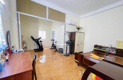 Nhà Lê Đưc Thọ Cách chợ căn cứ 100m, canh CV gò Vấp