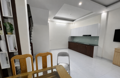  NHÀ MỚI ĐẸP – GẦN HỒ – NGÕ THÔNG – TIỆN ÍCH NGẬP TRÀN – Ở NGAY - CỰ KHỐI LONG BIÊN