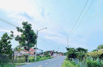HÀNG NGỘP BÁN LÔ ĐẤT NGAY MẶT TIỀN ĐƯỜNG VEN BIỂN VŨNG TÀU BÌNH CHÂU